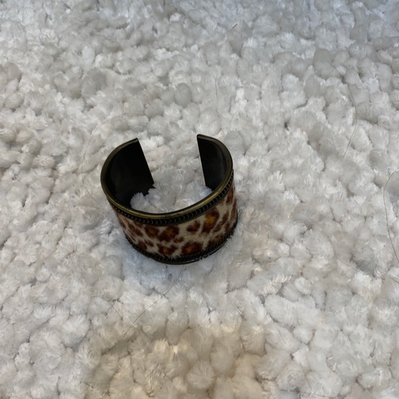 Leopard Print Bangle - Picture 2 of 5